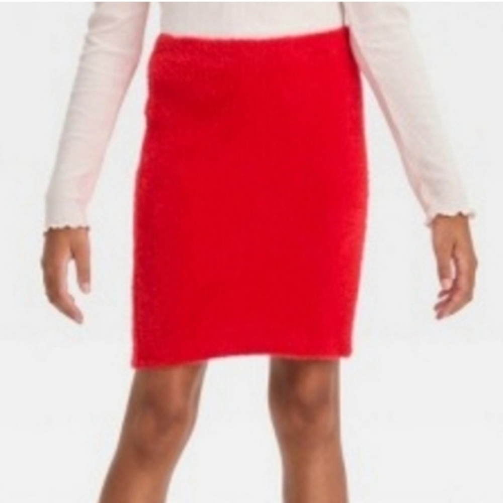 ❤️10/$10 New art class fuzzy skirt